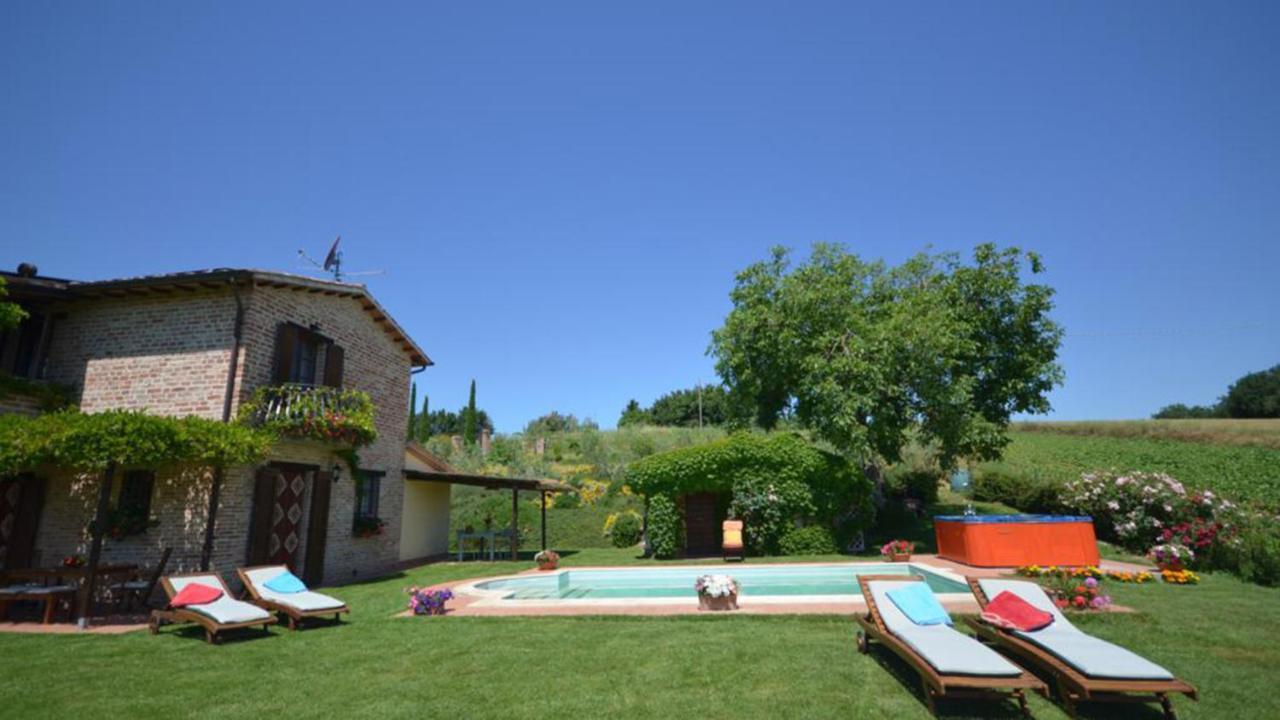 Casetta Selvella 4&1 Castiglione del Lago Esterno foto